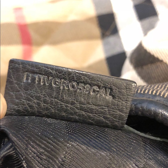 Burberry Quilted Bag - Picture 6 of 8